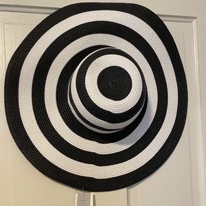Large sun hat- Target